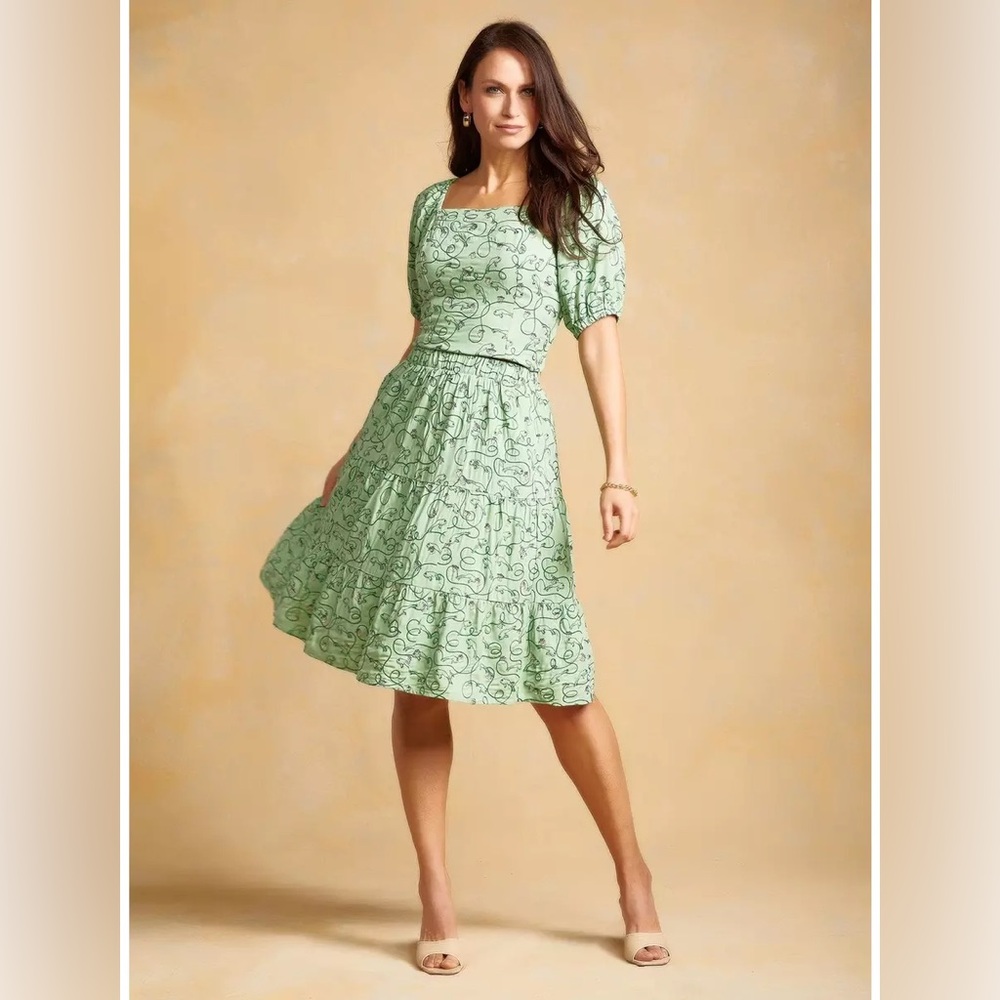 Her Universe Green Midi Skirt - Picture 4 of 4